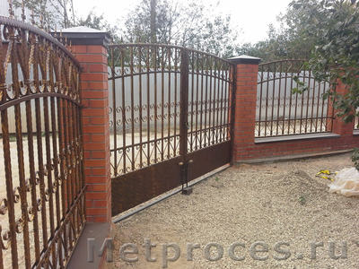 Забор с воротами